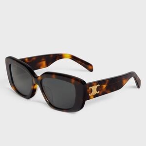 CELINE TRIOMPHE 04 SUNGLASSES IN ACETATE Comes w/ box & case. Perfect condition!